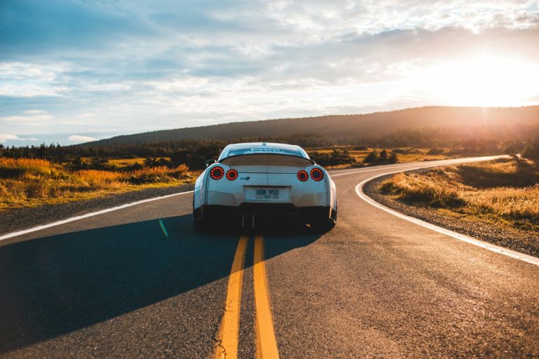 alquilar un coche en ibiza